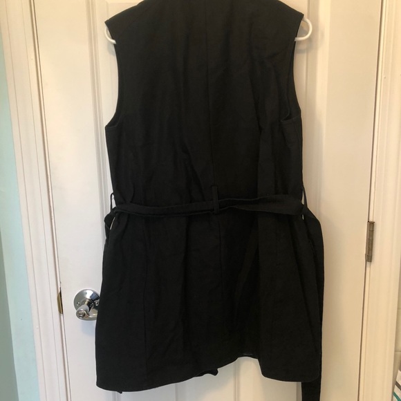 😎3/$10 Simply Vera Wang Long Sleeveless Trench Vest - Picture 2 of 11